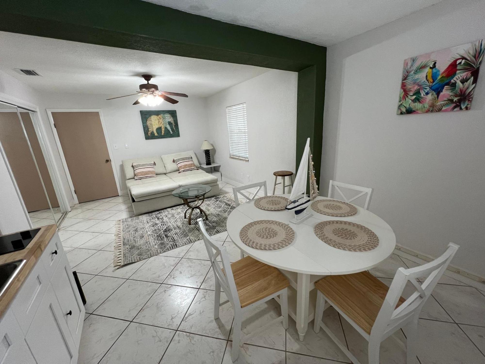 La Casita Of Raymond James Stadium Leilighet Tampa Eksteriør bilde